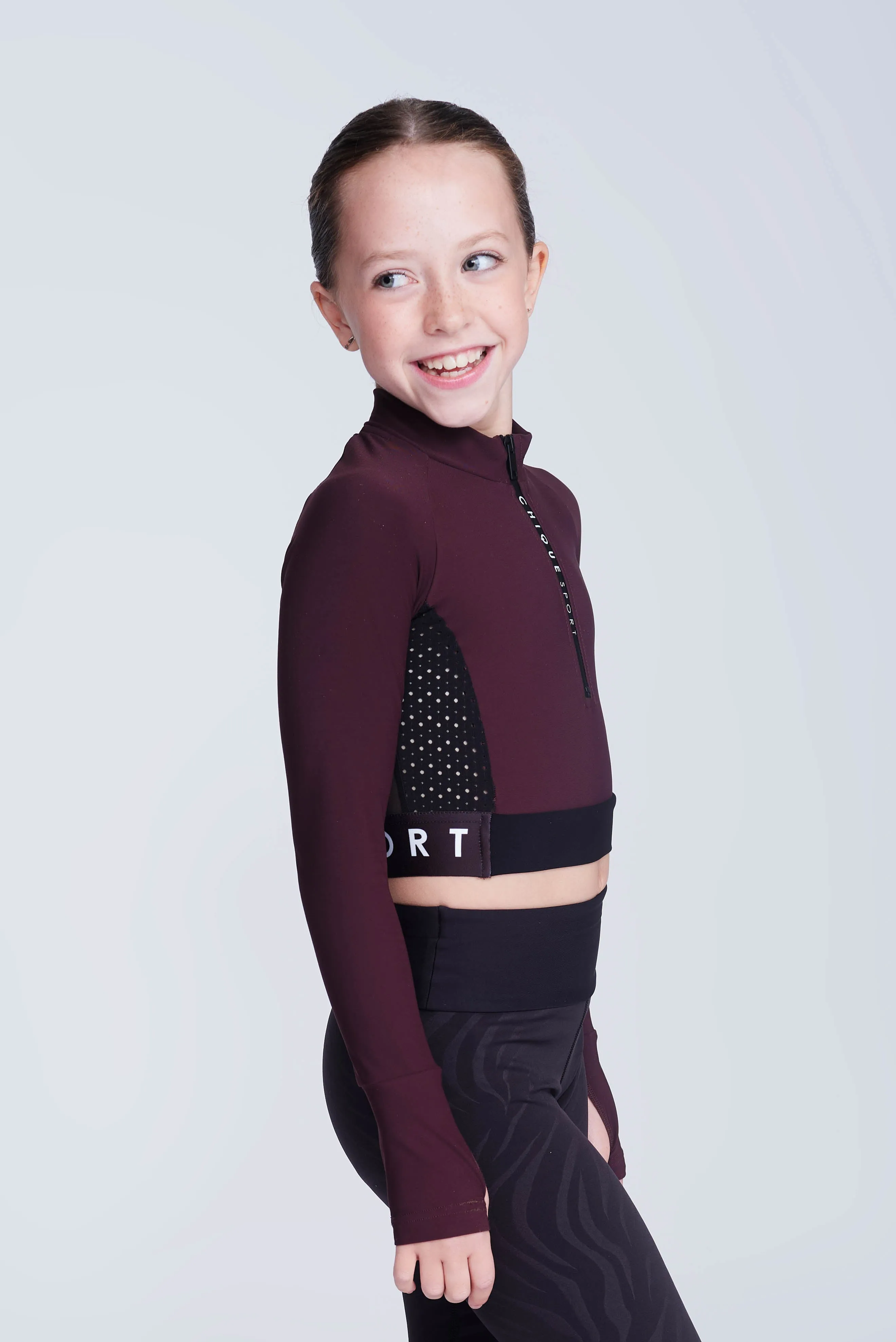 Ignite Long-Sleeve Crop in Truffle