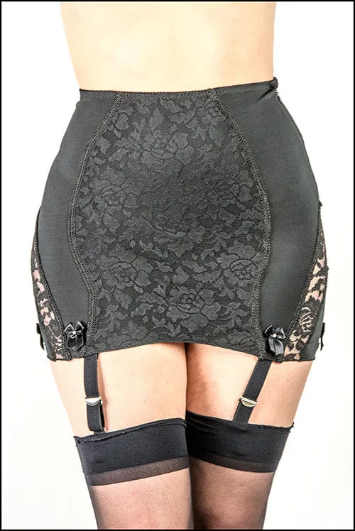 Maga Retro Lace Girdle