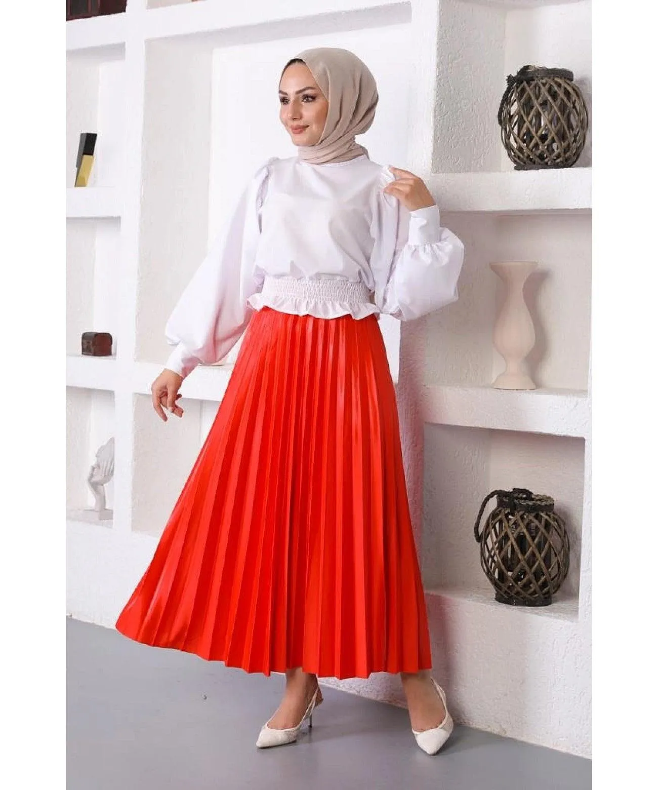 Pleated Long Maxi Skirt for Women - Red